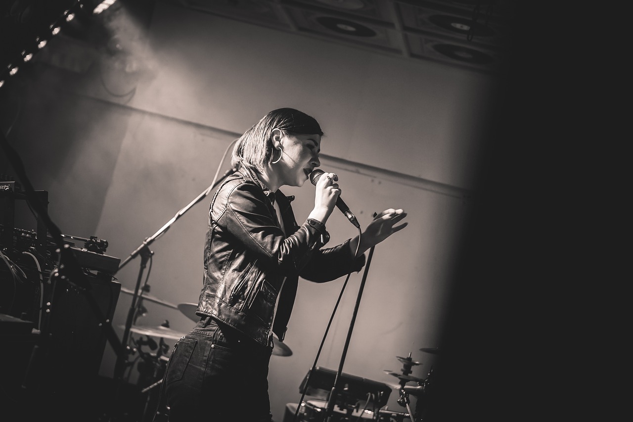 最新英超歌曲,赛场上的激情旋律