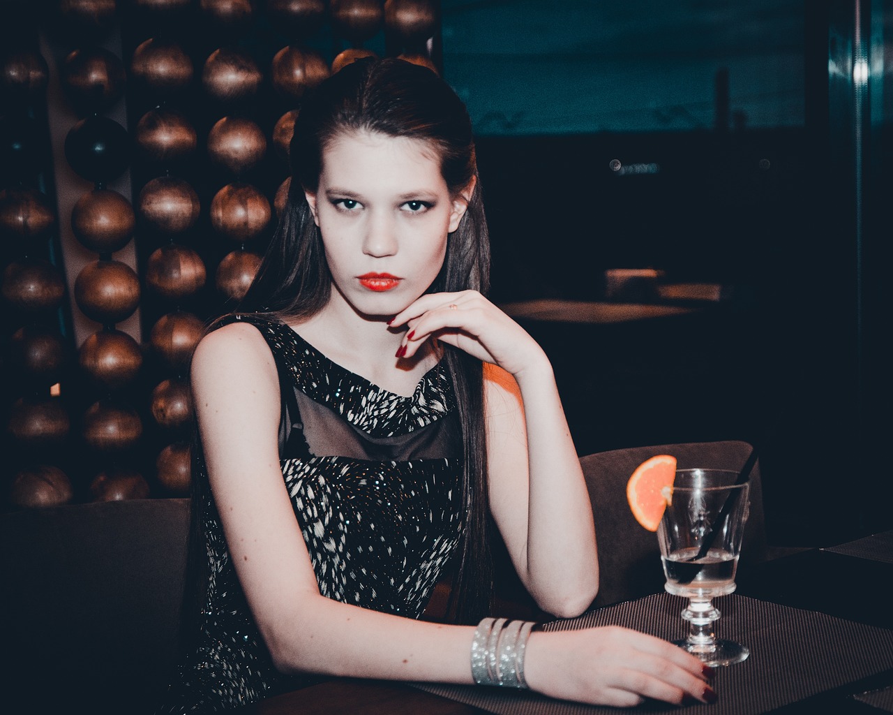 女生背影头像新风尚，时尚之美探索