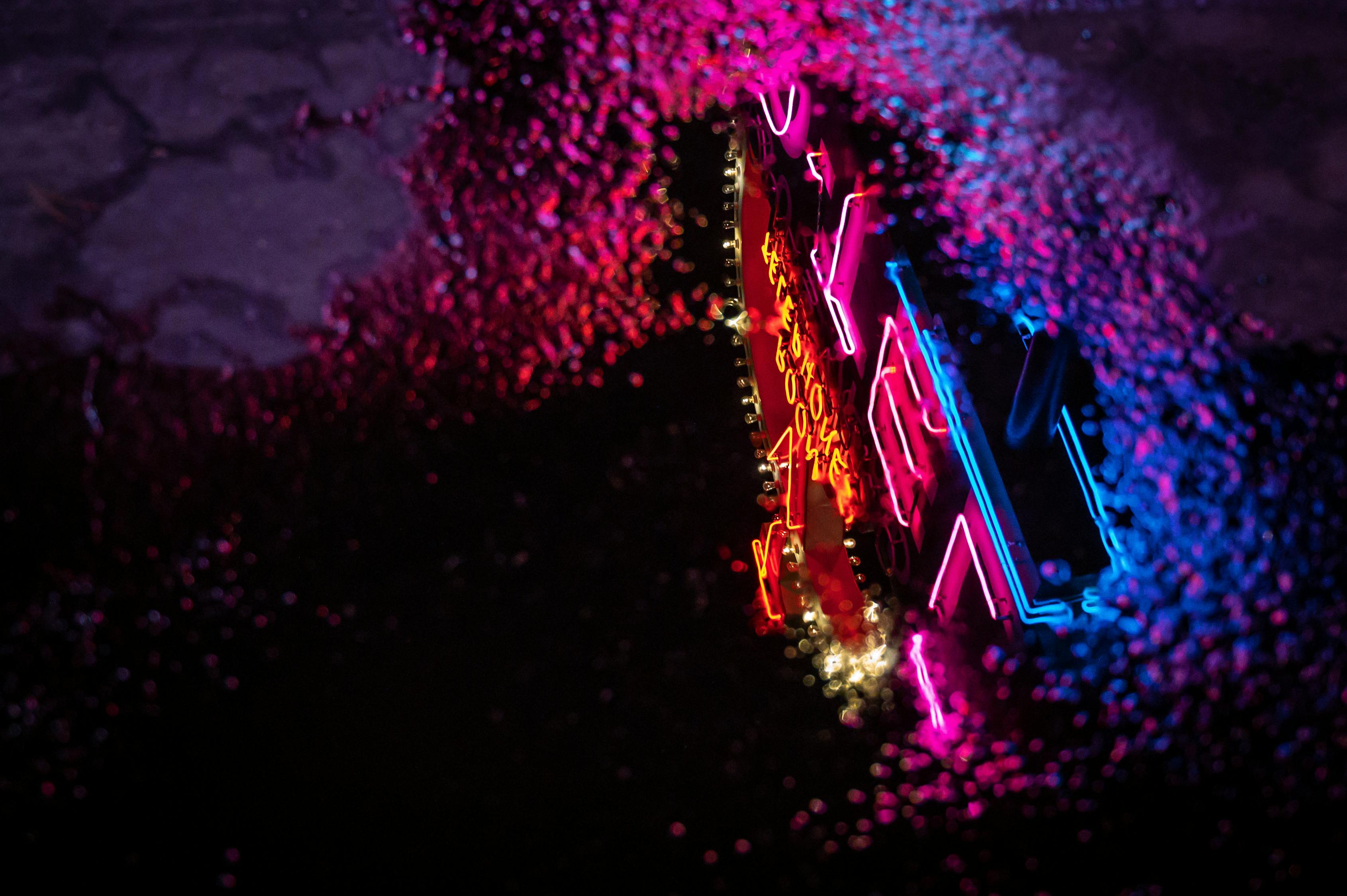 今天晚上澳门开什么：49-9-22-28-26-8特：10