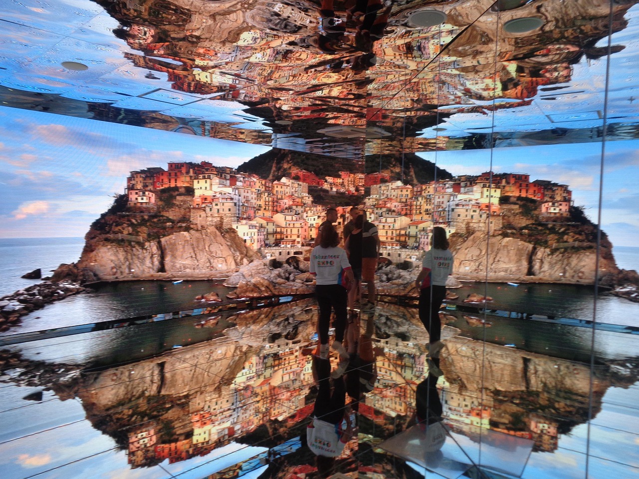 最新大暴雨视频揭示暴雨的威力、影响及破坏力展示