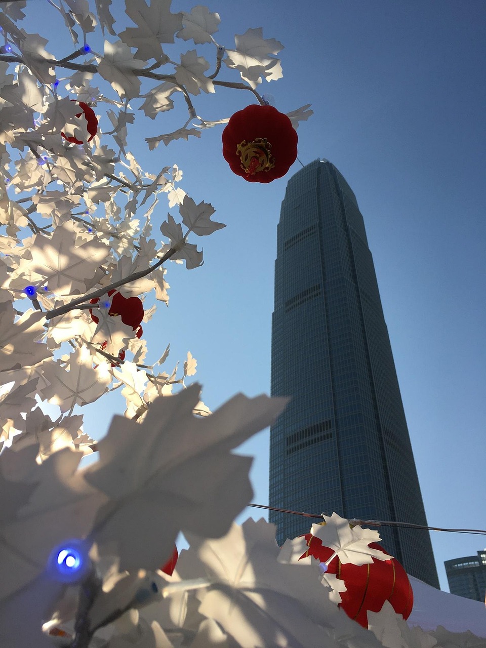 未来科技、经济与社会交汇点的百亿观察与展望