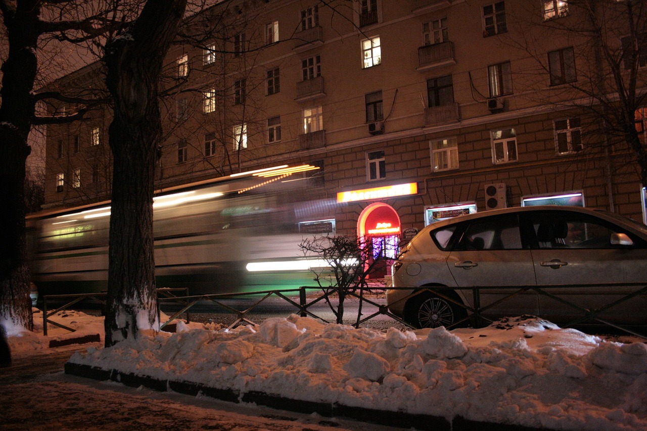 成都外卖小哥，速度与温情，城市中的英雄风采