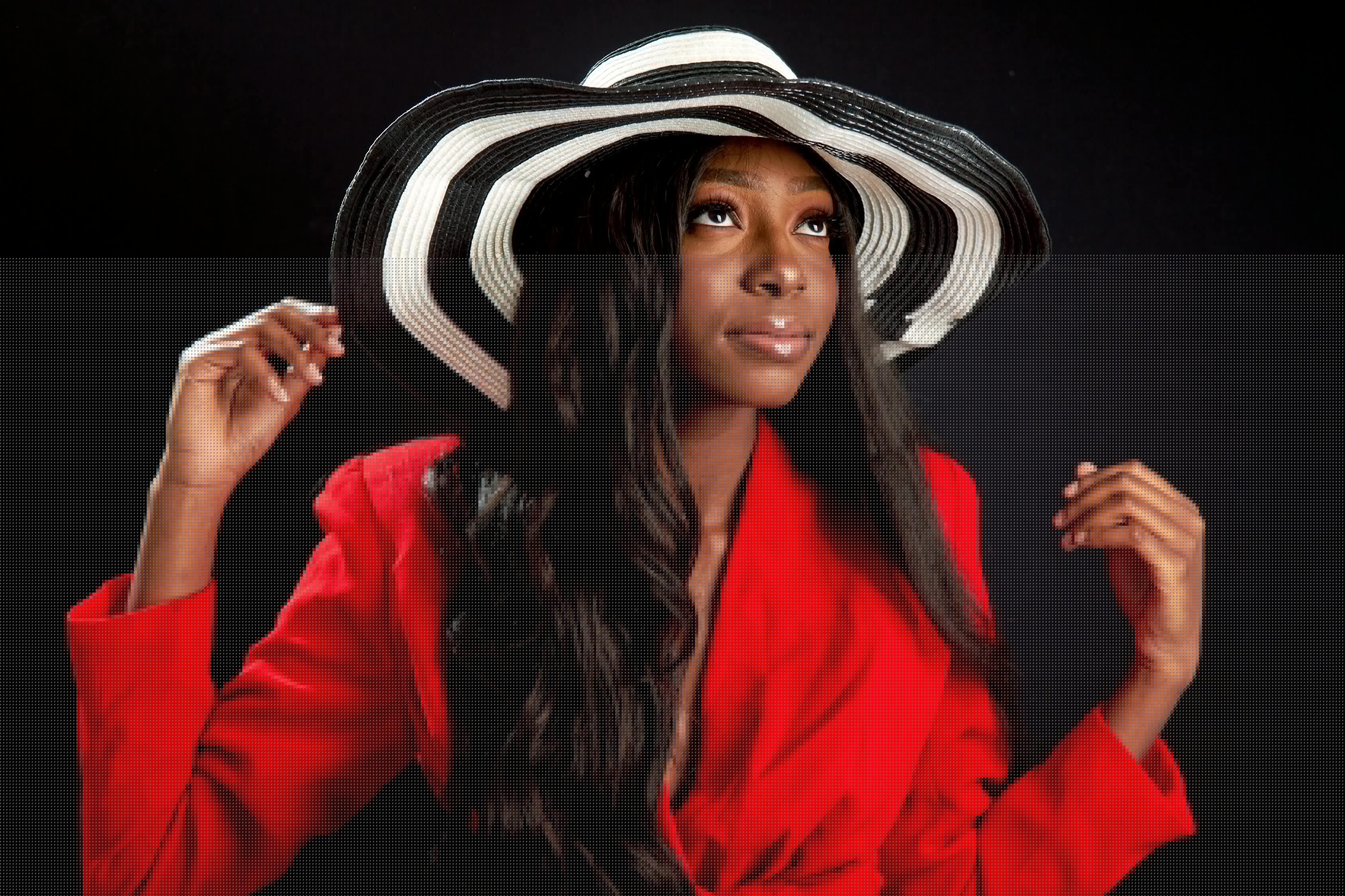 丸美最新图片集,展现品牌魅力与时尚风采的时尚风采展示