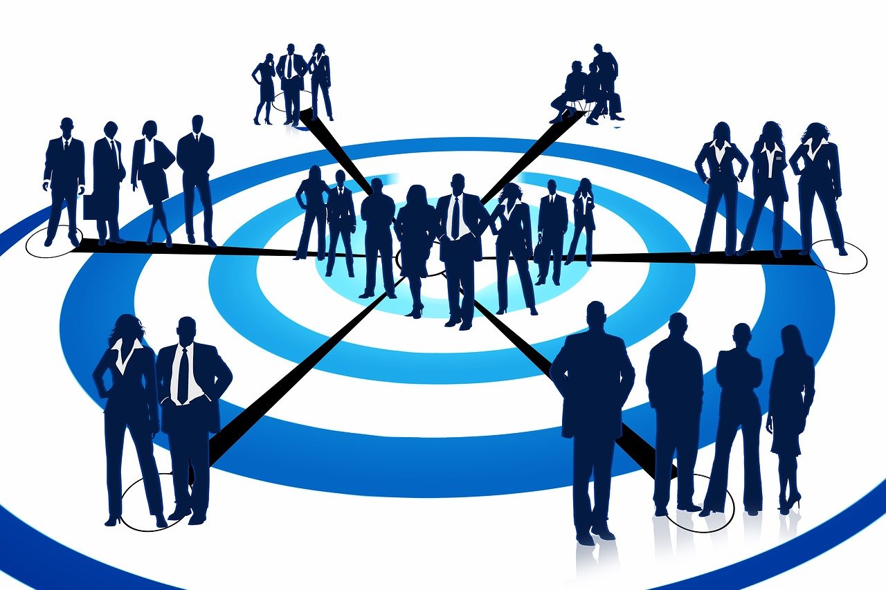 探索未来治理的新路径，最新政论文综述