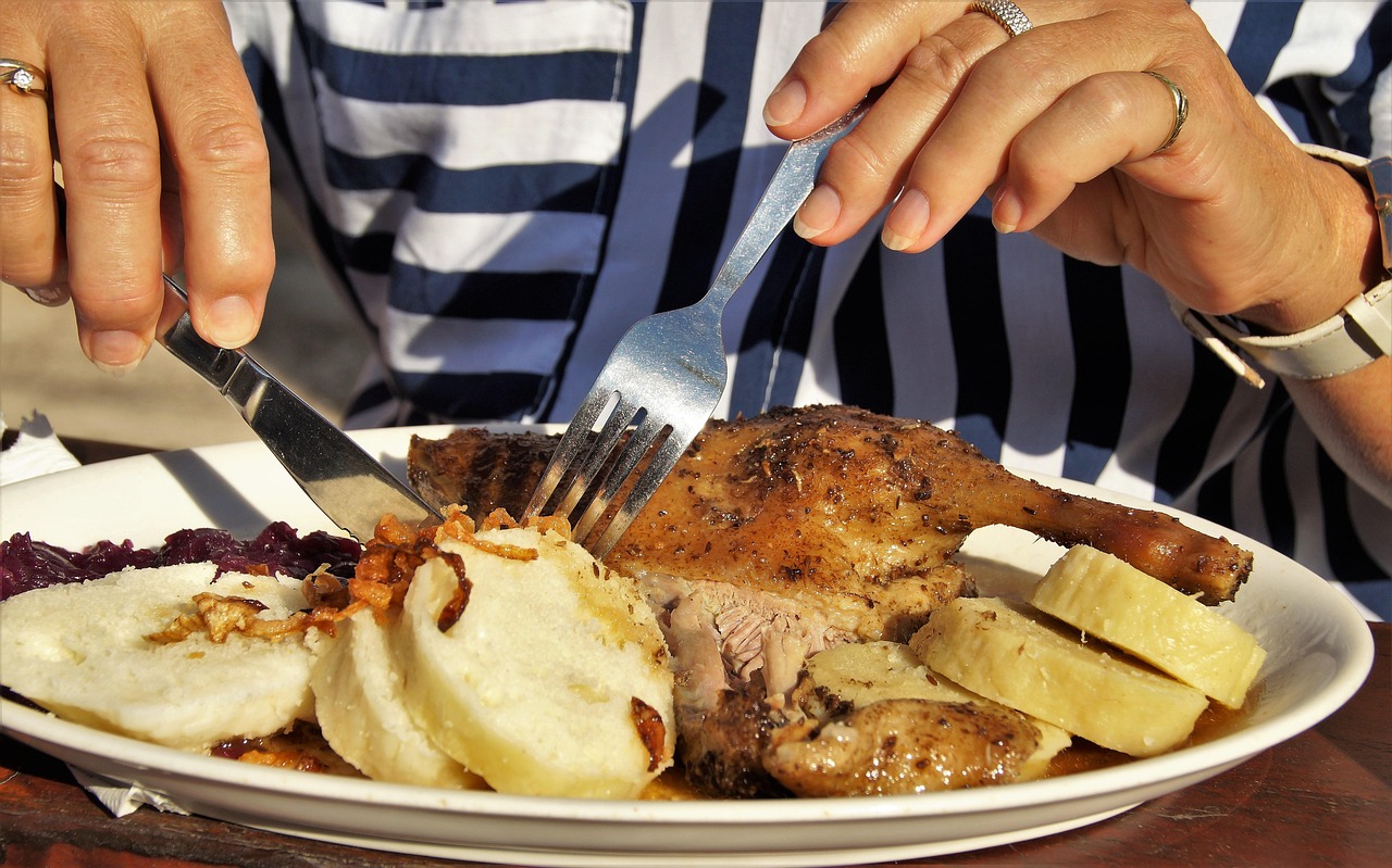 鱼之盛宴，今日厨艺大赛精彩纷呈