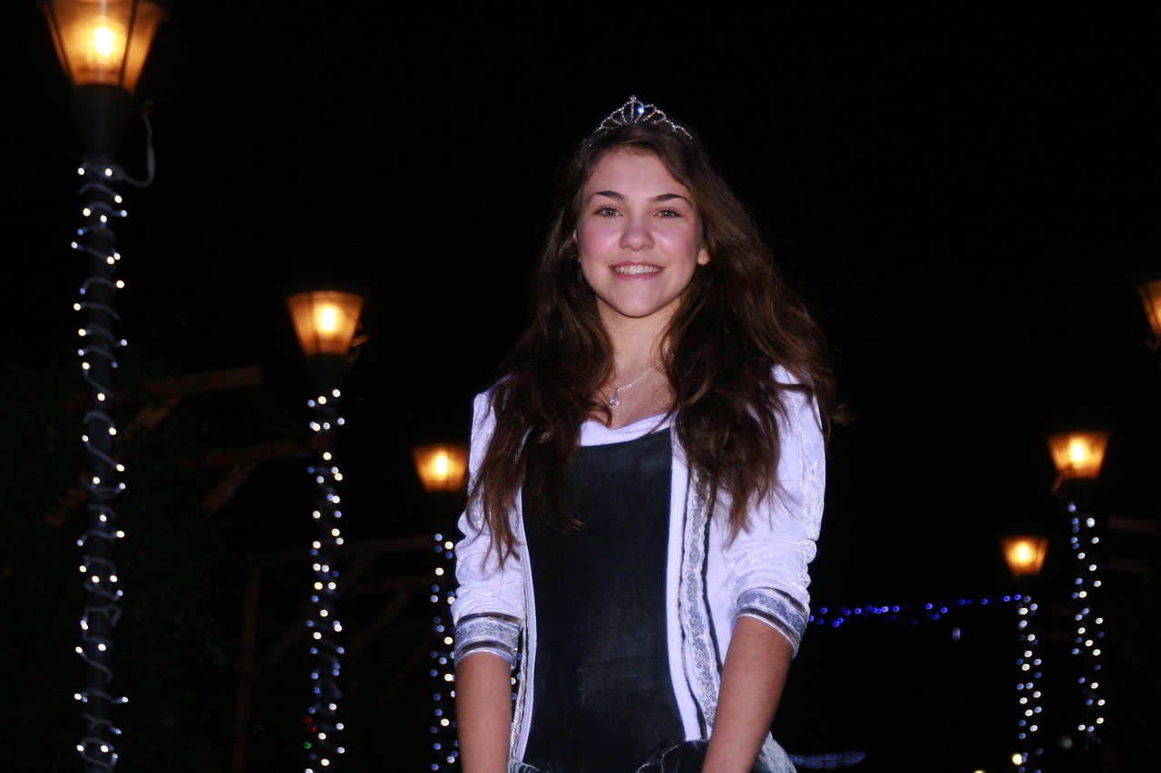 四月的魅力与美尤利娅电影之夜，美尤利娅电影四月展映纪实