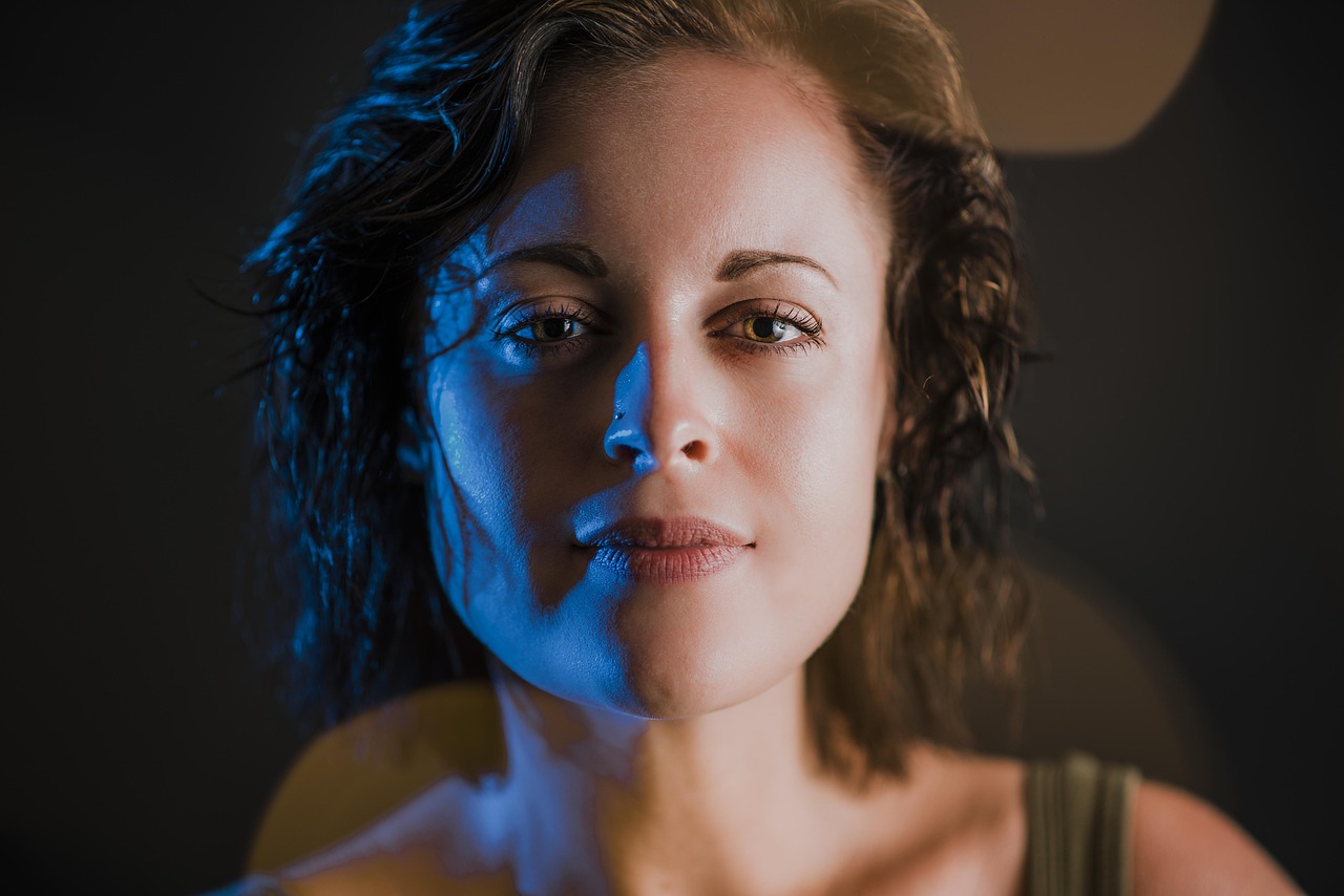 四月之殇，女明星离世引发的思考