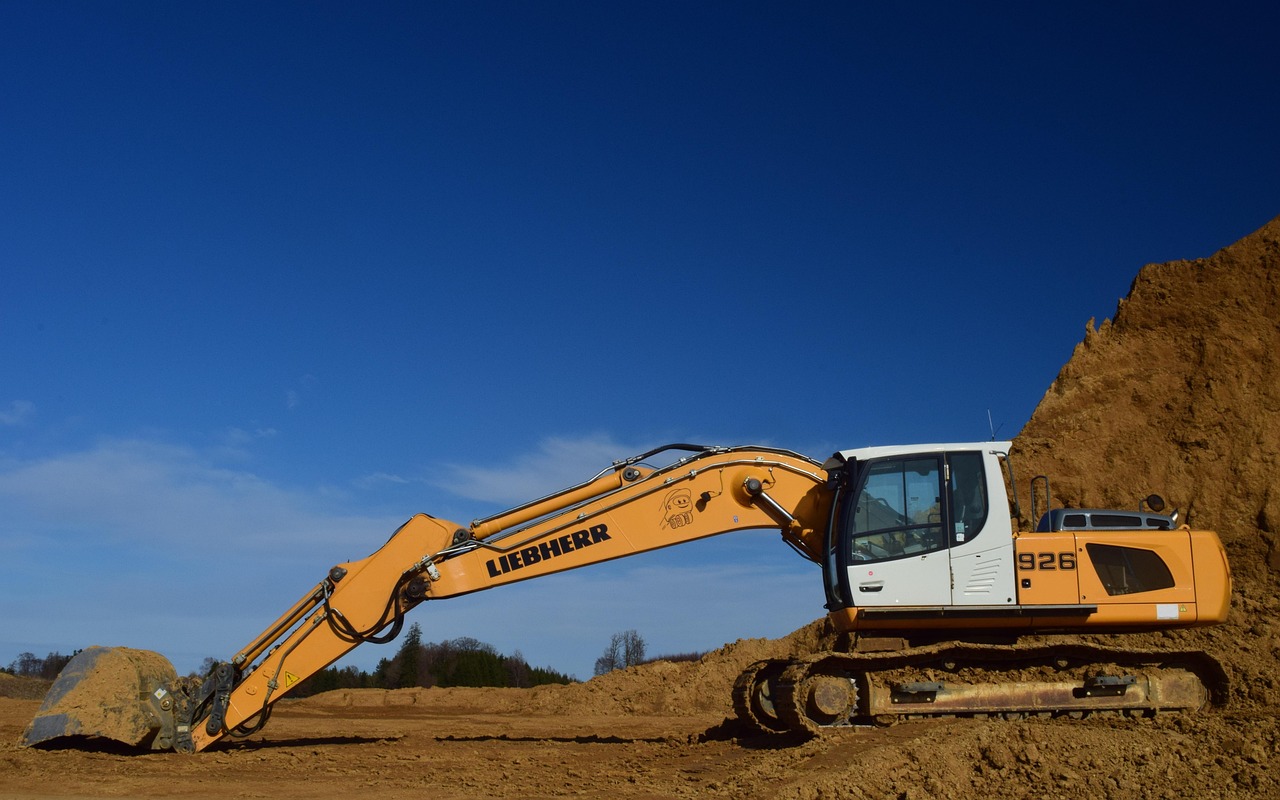 聚焦四月天歌台风动态，最新动向报告