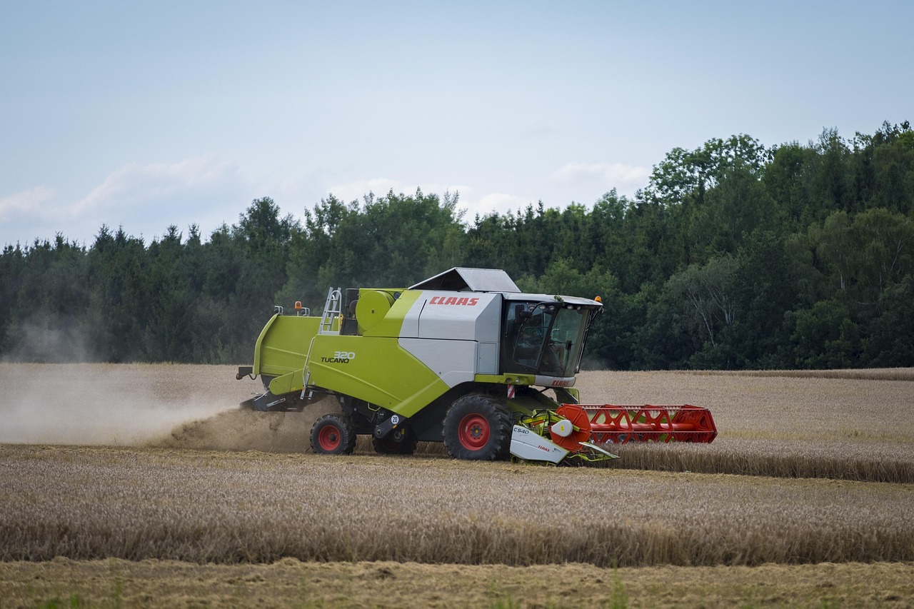 五月现代农业机械概览,最新技术与装备介绍