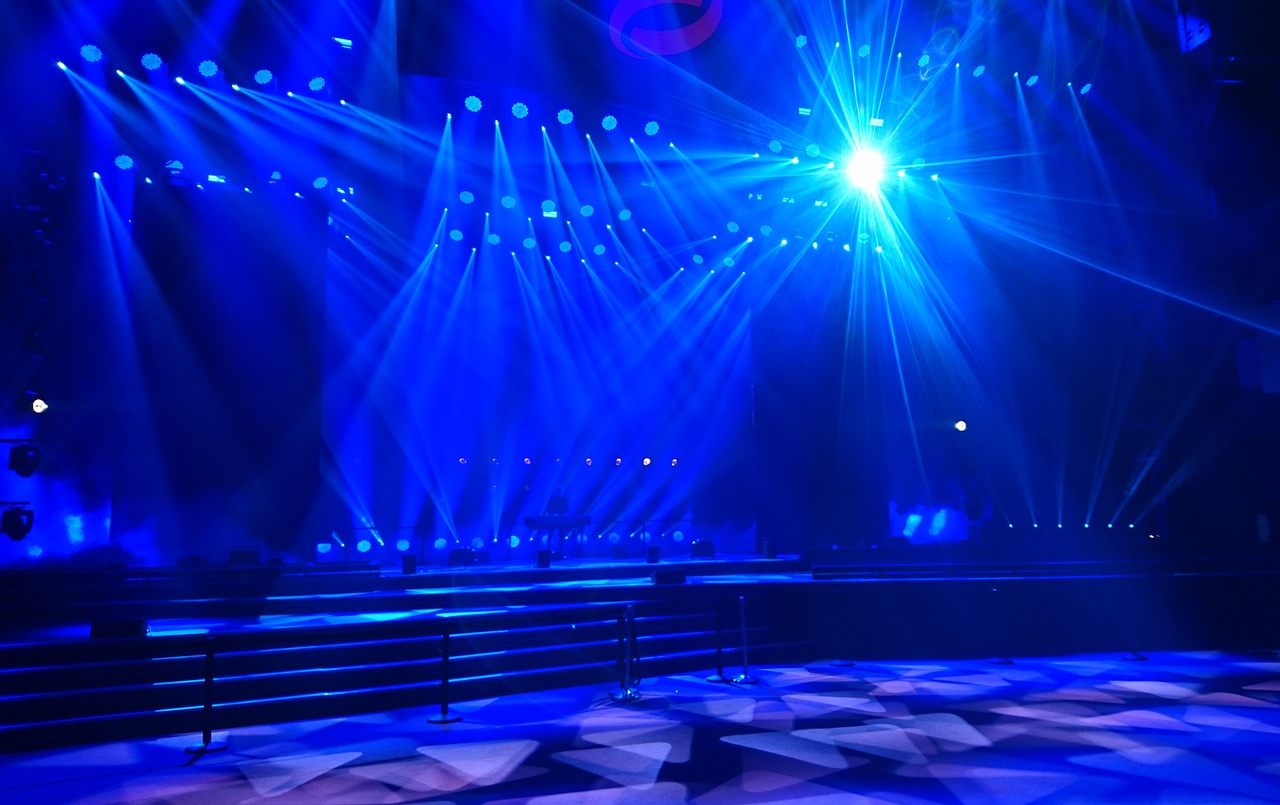 五月精选广场舞,舞动生活的旋律,最新广场舞精选展示