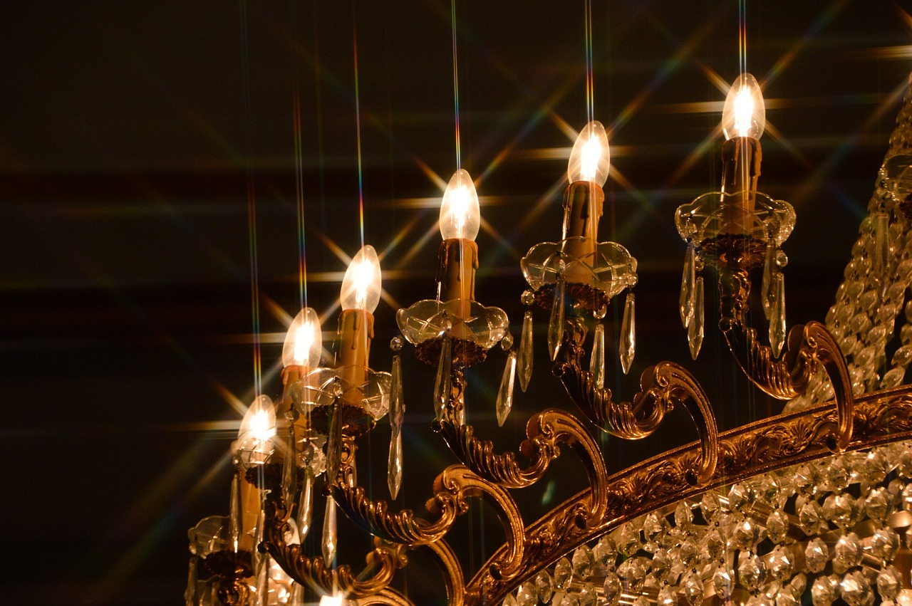 五月璀璨之星,演员水晶的耀眼光芒