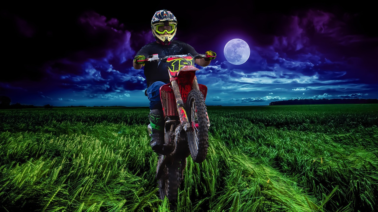 五月阿布扎比赛车场，速度与激情的不眠之夜