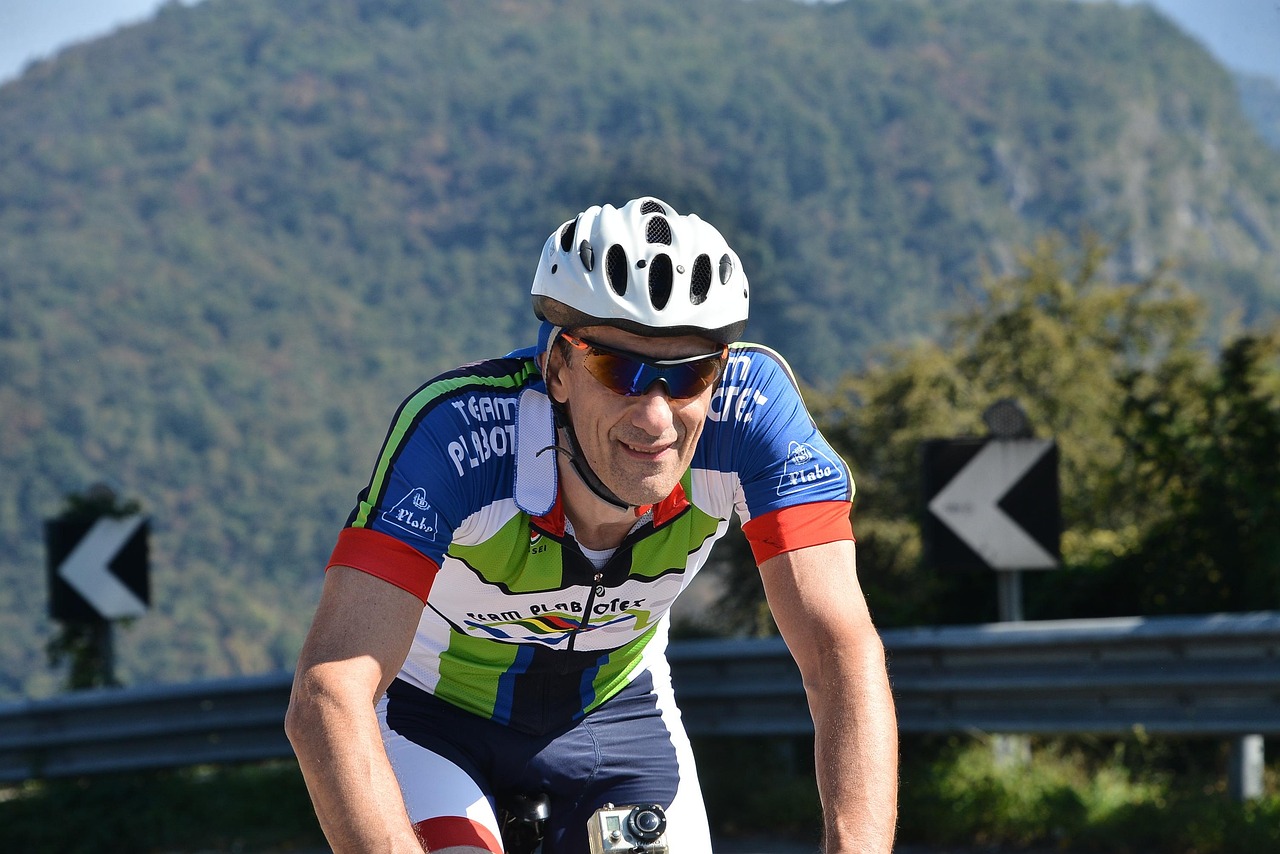 五月热血时刻，CM朋克UFC比赛最新片段回顾