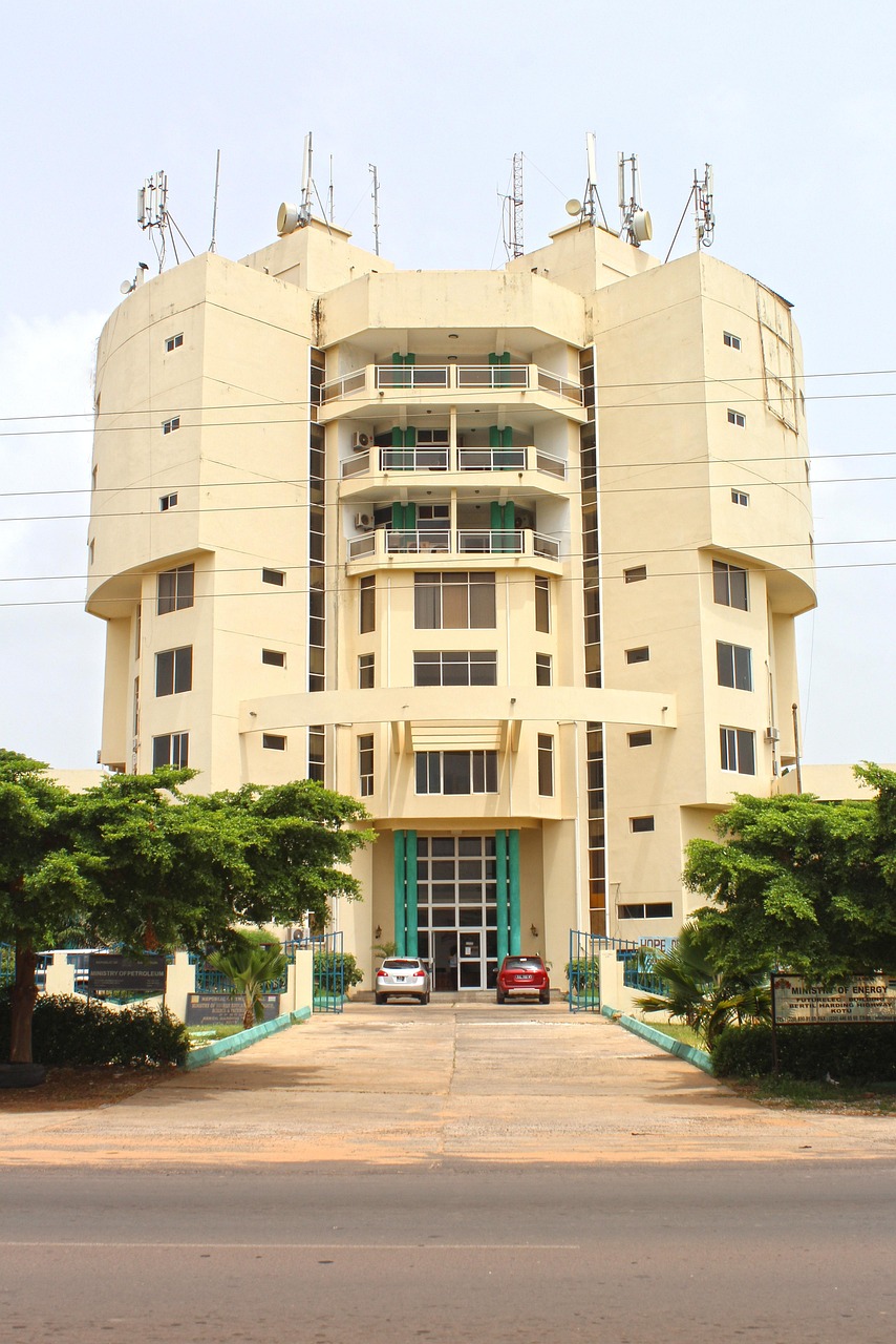 雄安新区五月发展动态，持续发展的蓝图与活力四溢的景象