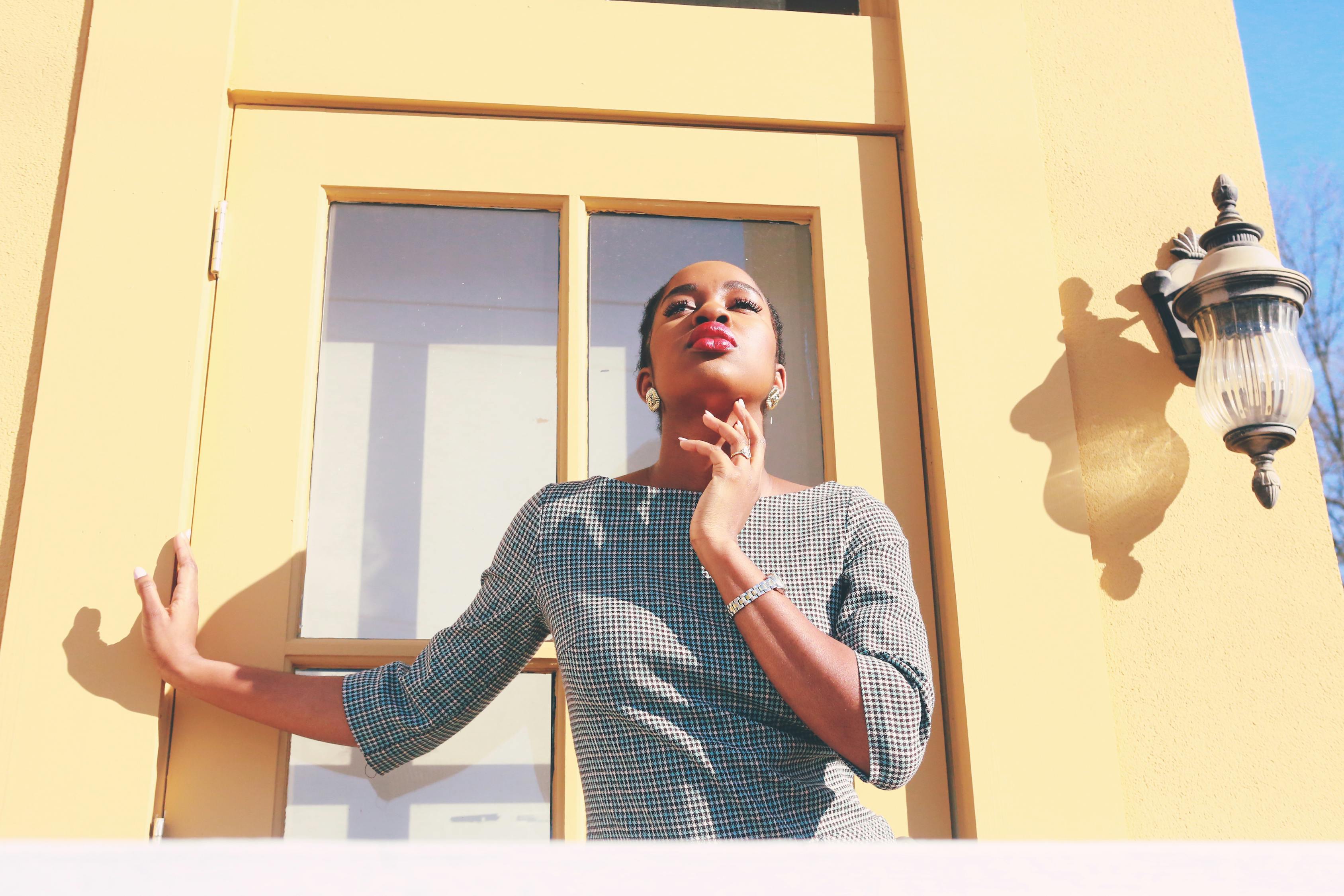 五月双面保姆新篇，揭示现代家政服务的双面魅力