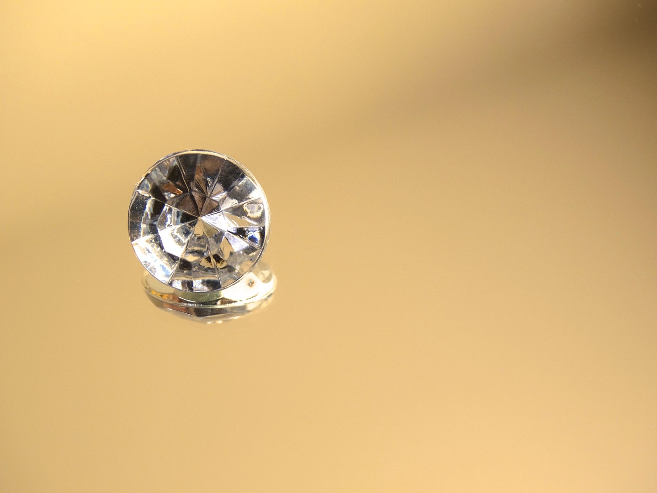 五月傅明星,闪耀光芒,无限可能